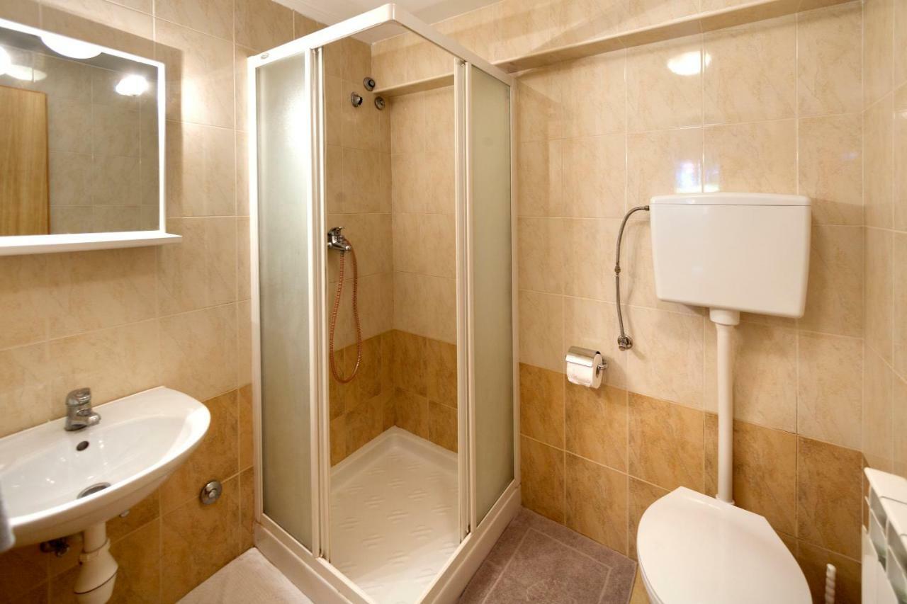 Mihaela Apartments Poreč Eksteriør bilde