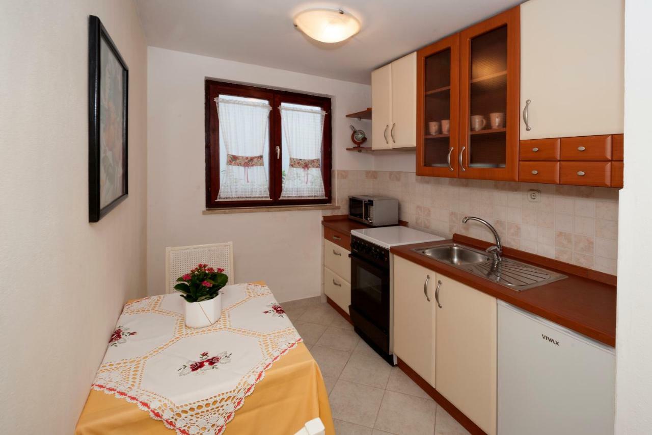 Mihaela Apartments Poreč Eksteriør bilde